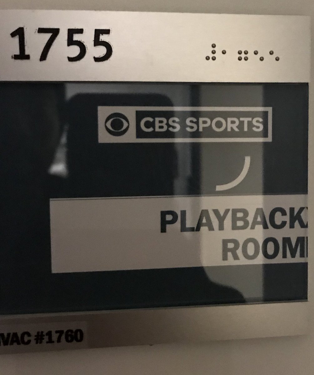 BezuHalliwell's tweet photo. Here we go! My 1st At Home Show c/o @CBSSports! #LeadEVS for #CSUvsSJSU LIVE from San Diego + NY later! #livingthedream #EddieSizzahandz https://t.co/u4EqeE2ylH