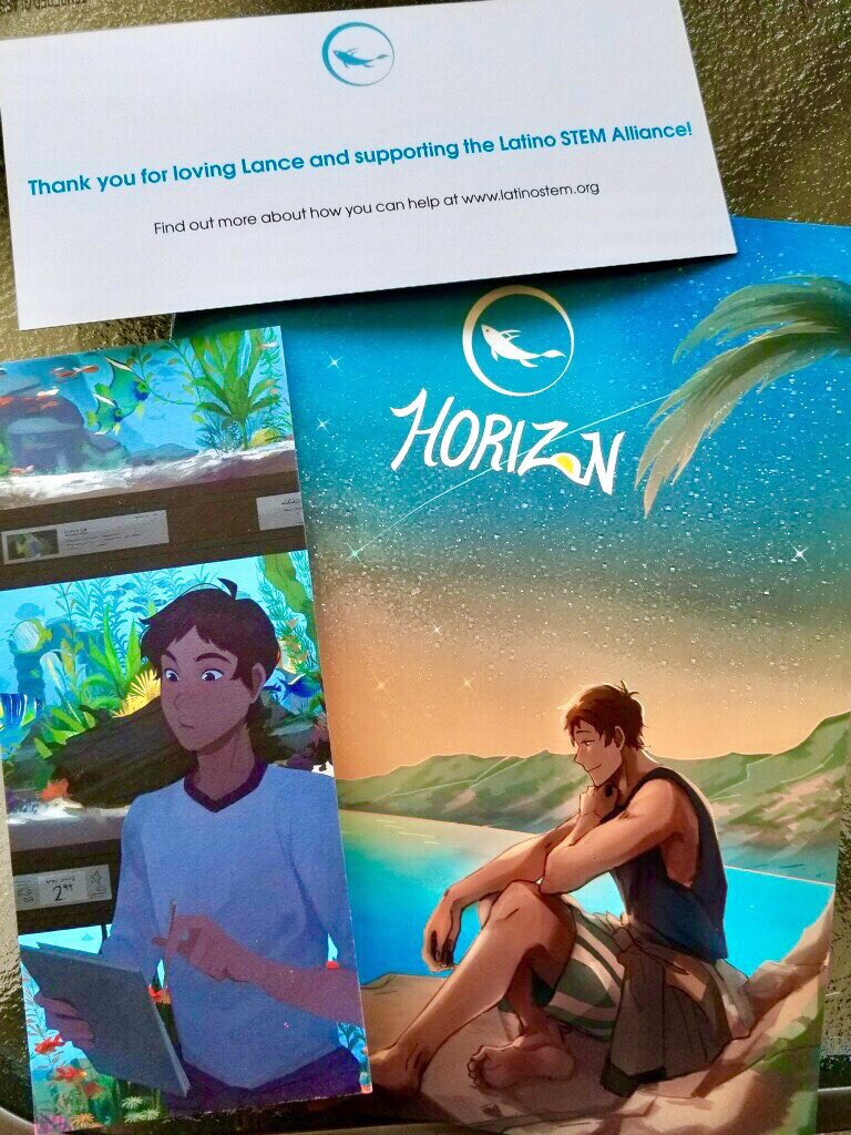 HorizonZine's tweet photo. Update! We are currently packing everyone’s orders this weekend! Here’s a first look at our zine and thank you cards~ each thank you card front is different, so you will receive a random art ! 
((Featured thank you card by @Aleikats and zine cover by @aku_usagi )) https://t.co/jsD9ovLSXB