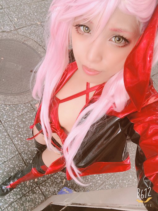 Twitterのコスプレ画像16