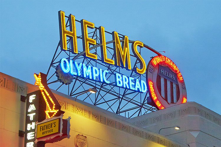 A big THANK YOU goes out to every one of our Art Walk partners and to all of YOU for coming out to support our creative community. See you at the next #culvercityartwalk!