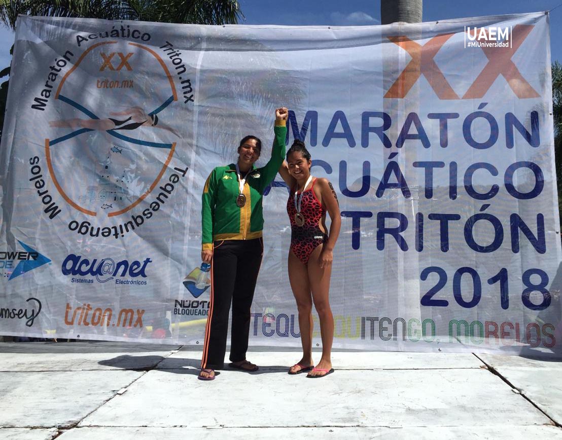 UAEM_MX's tweet photo. Felicidades a los universitarios Ángel y Luis Bejarano Salas, Mariana Carbajal y Mario Andrés Bravo Aguirre, por su destacada participación en el XX Maratón Acuático Tritón, en Tequesquitengo, Morelos, en el cual obtuvieron primeros lugares. #MiUniversidadEsDeporte #UAEMéx https://t.co/mpobgVJr5n