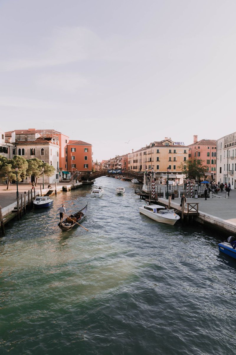 radnature's tweet photo. Italy  https://t.co/bnwyEdgedY
