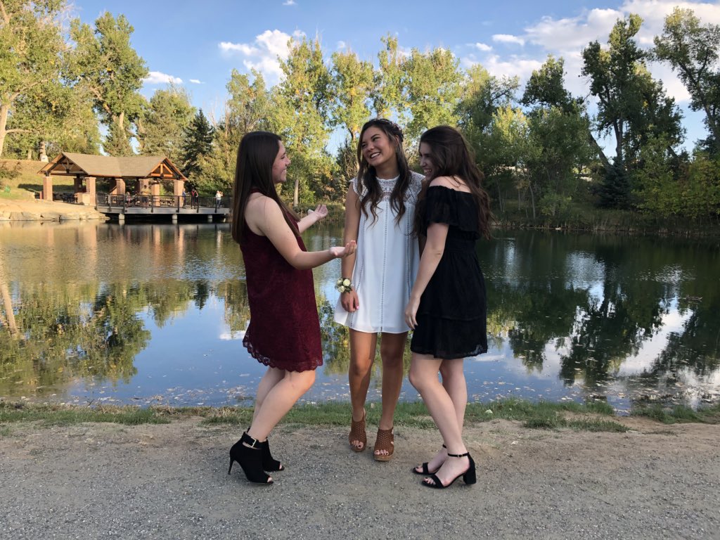 alexbegler's tweet photo. Happy happy happy birthday to the sweetest and most beautiful girl! LOVE YOU more than you know❣️ @leximr130 https://t.co/TcZVkzPlAx