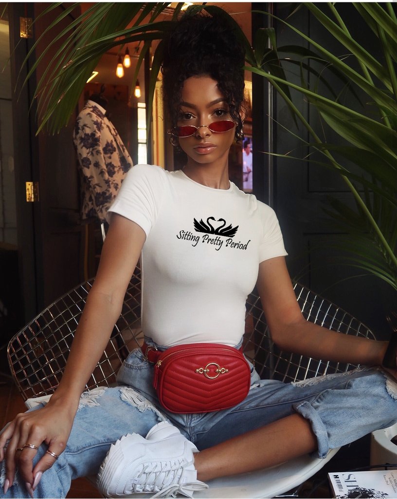 PeriodPretty's tweet image. Get Cherish Sanitary Napkins at sittingprettyperiod.com or get left behind!