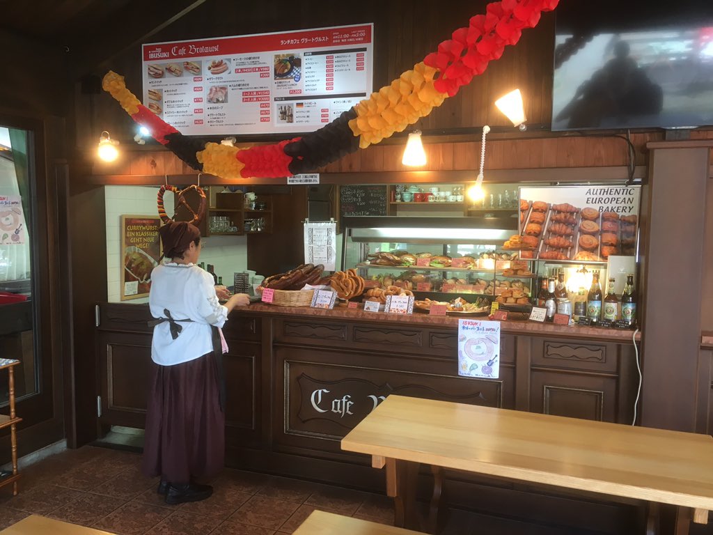 Colorful_Chord's tweet image. 「ハム＆ソーセージ工房 IBUSUKI」まもなくオープンです。美味しいソーセージ達が皆さんをお待ちしております。ぜひお越しください٩(๑^o^๑)۶