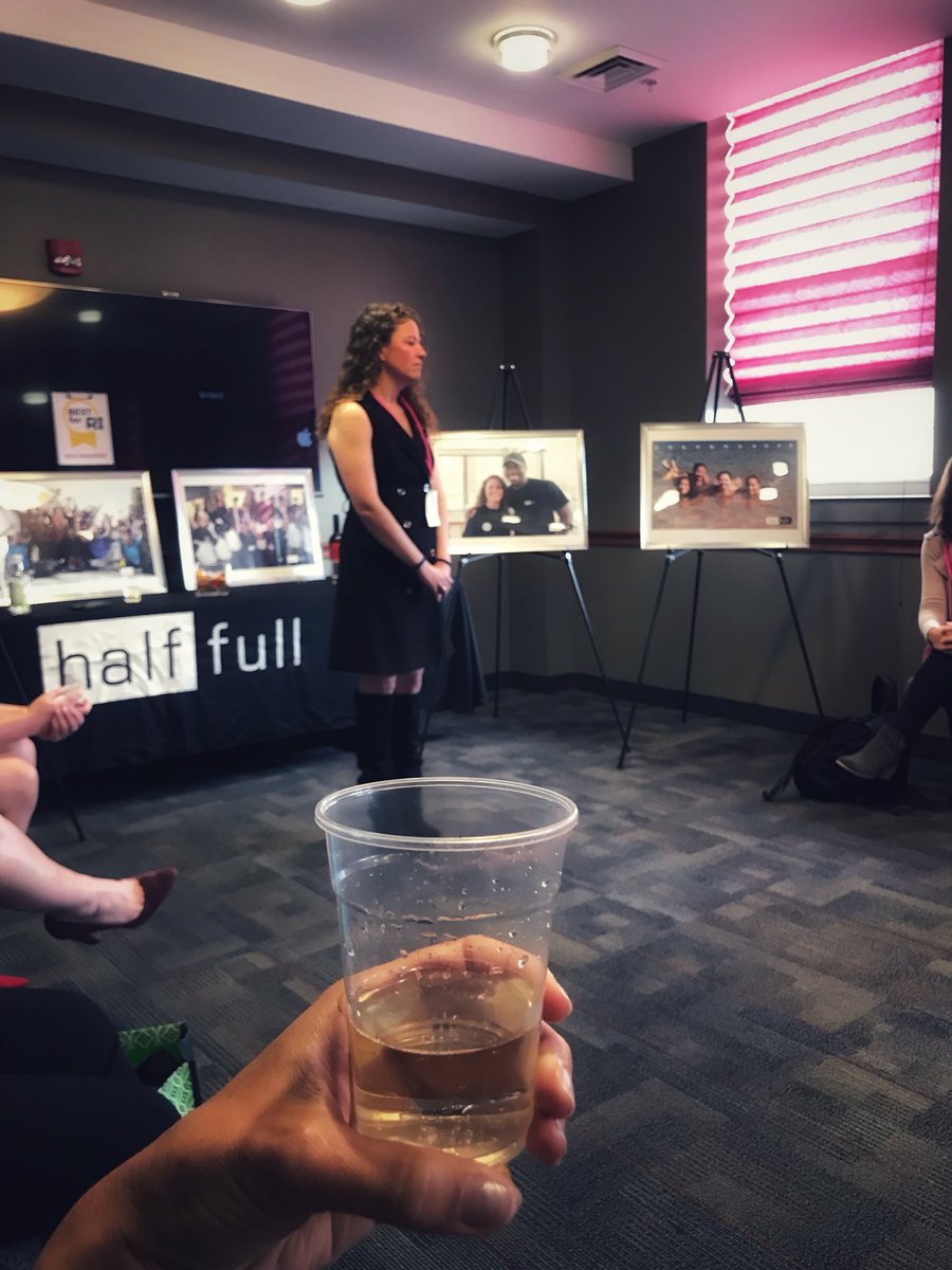 IThoughtIKnewMa's tweet image. Loved our last workshop with @halffulltoday talking “Doing Good While Doing Well” while sipping Prosecco at #LadyProjectSummit!