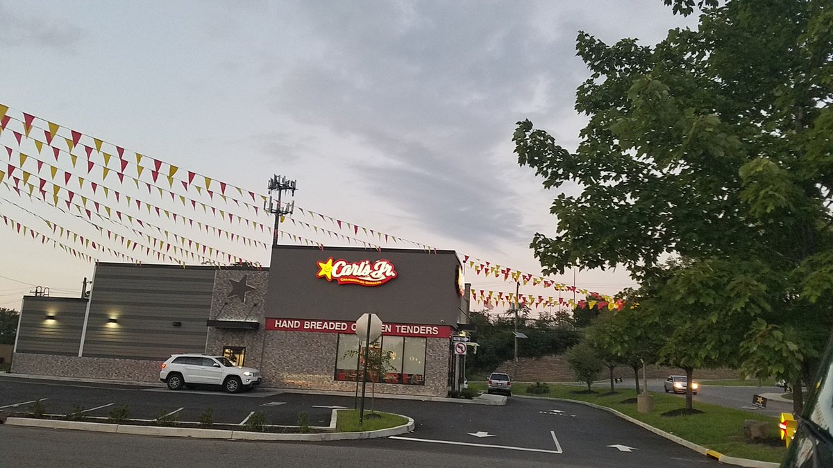 PCRobot2016's tweet image. Uh oh, @Wendys look what I just found in NJ... @CarlsJr