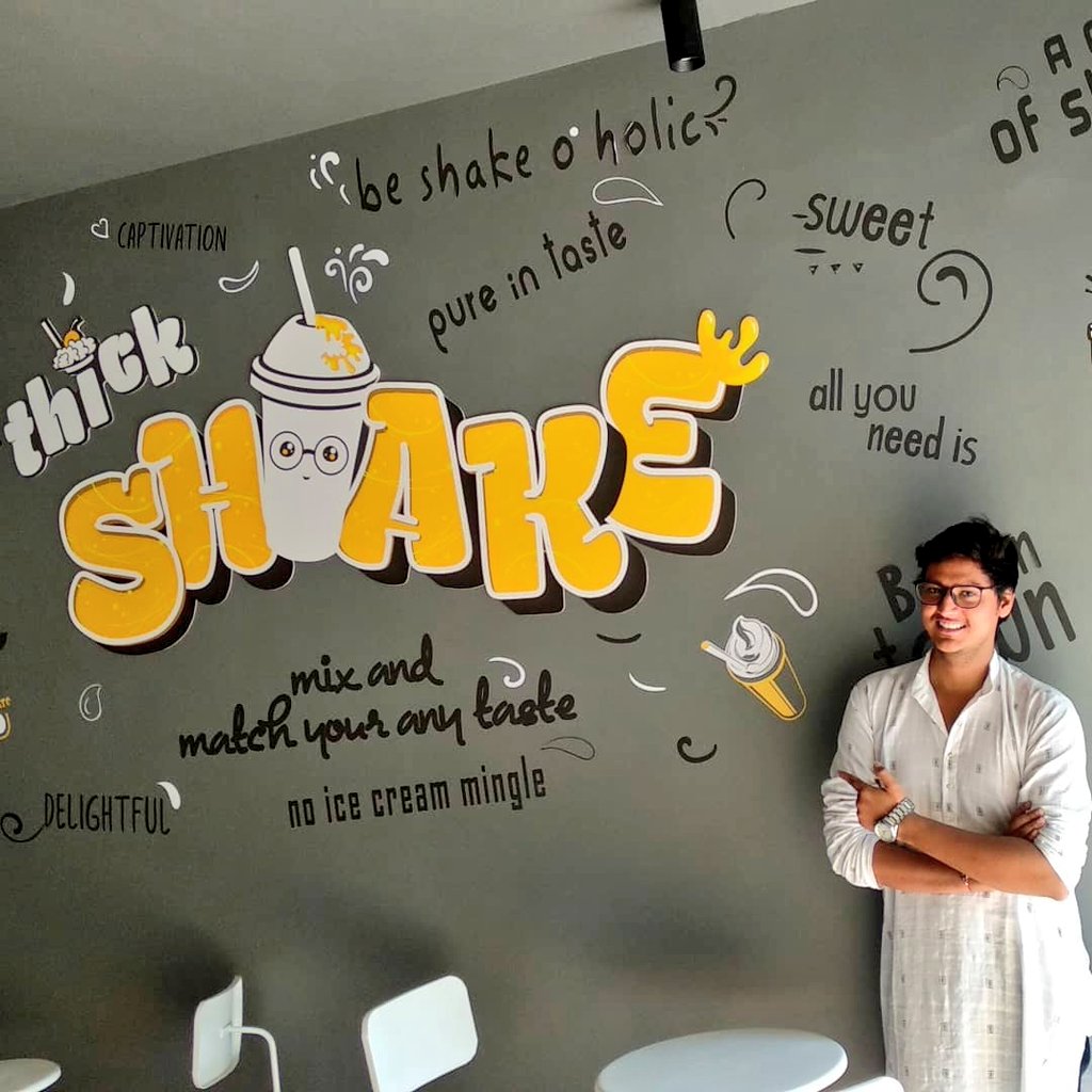 SagarSDoshi1's tweet photo. Wall Design for shake maker
#theshakemaker #wallart #wallcreations #wallcreativity #wallcreative #shakemaker #thickshake #design #creatives #adobeillustrator #advertisingagency #designer #sweetsaltcreatives #solidink1 #solidsalt https://t.co/KjhPtqfs5i