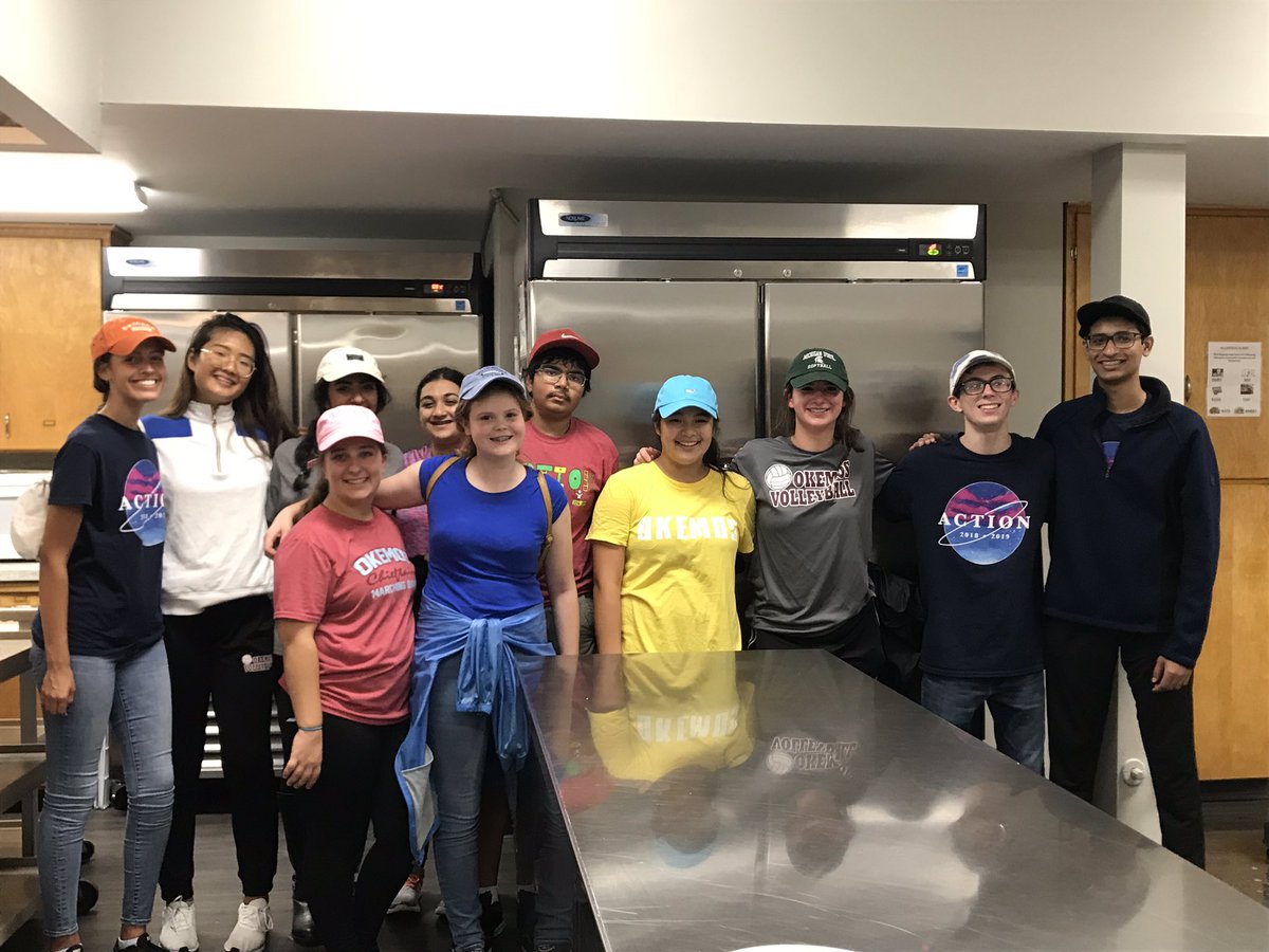 Today was the first #SoupKitchen of the year for @action_okemos!  What an amazing group of young adults giving back to their community!  #volunteeringrocks