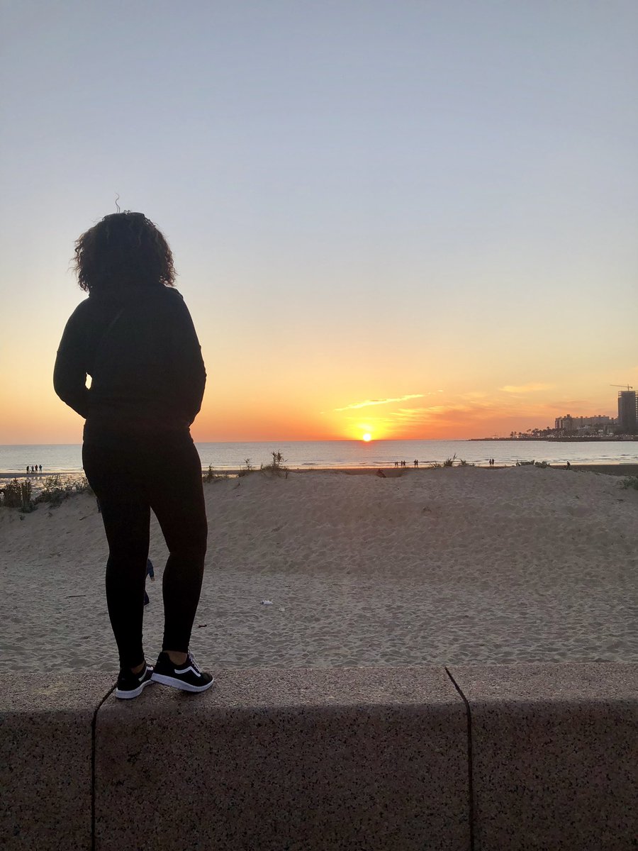 NicolGillumThom's tweet photo. All my dreams have sun and sand. #Uruguay sunset. #Montevideo moments. @SouthAmericaCL https://t.co/UZ5Ha8pbe7