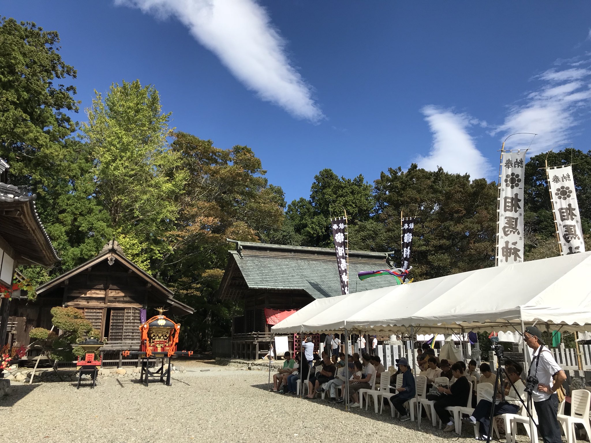 相馬市観光協会 相馬中村城 まつり 爽やかな秋晴れの下 実施中デス 散歩がてら 相馬神社 相馬中村神社 足を運んでください T Co Byh5ibpn30 Twitter