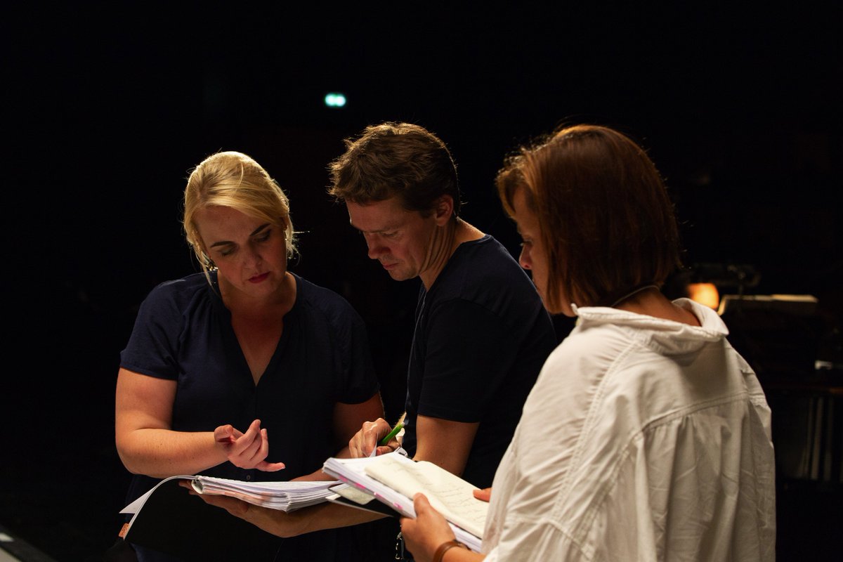 yveslenoir's tweet photo. At work !
Photo : Gilles Abegg https://t.co/NNXVOajsnT
