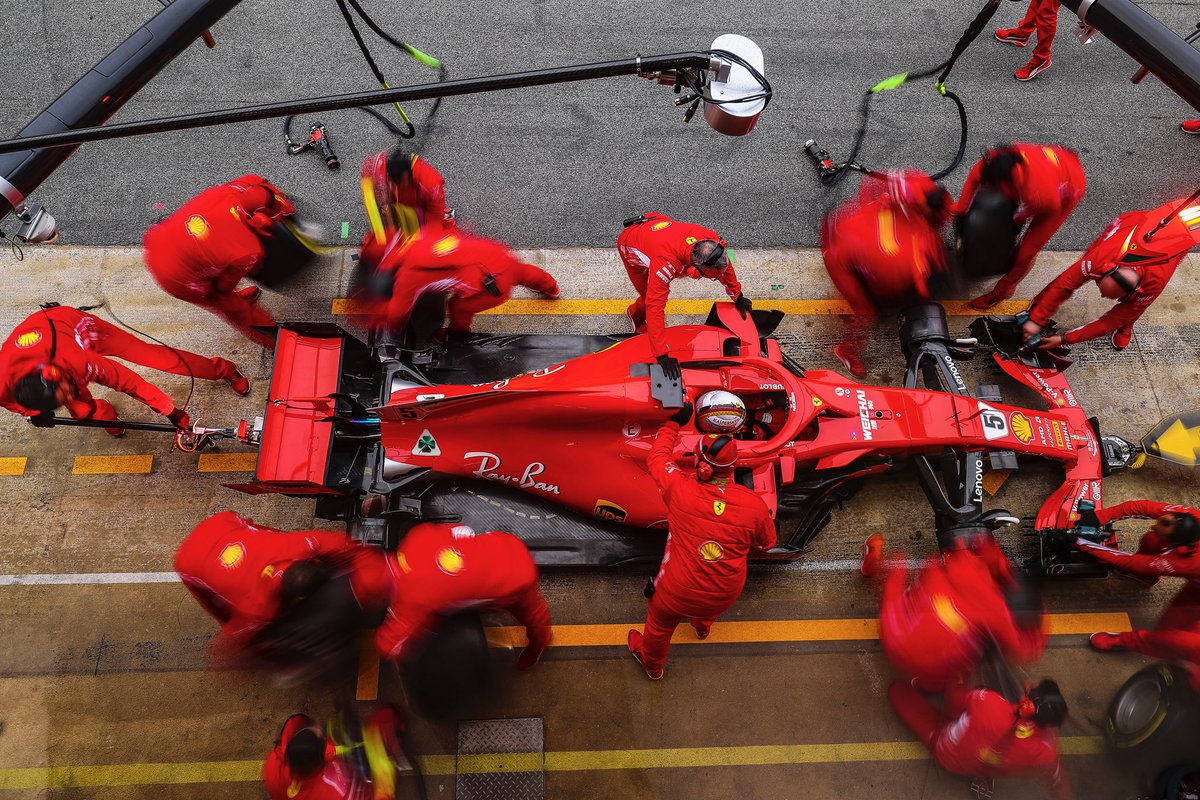 lesmo27's tweet photo. Hanno lavorato tanto. Stanno lavorando tantissimo. È dura. E quando non arrivano i risultati è ancora più dura. SEMPRE SEMPRE SEMPRE con Ragazzi. FORZA ⁦@ScuderiaFerrari⁩ https://t.co/oesVL4LPtQ