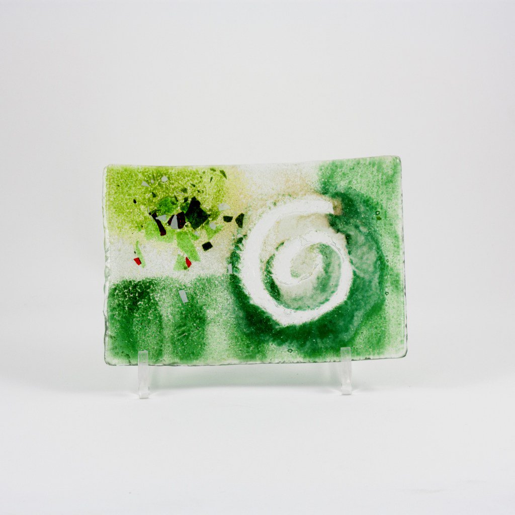 lafioreglass's tweet photo. Tray Glass Fusion Green https://t.co/jb7GOvlAgu https://t.co/fslJiMhe2z