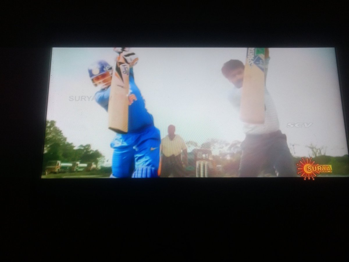 Vijay_Rules_Da's tweet photo. #Vijay Anna #Viru Paaji #MyHeroes #Bairavaa #Viruism #Vijayism #SuryaTv https://t.co/ckYjNBLBBf