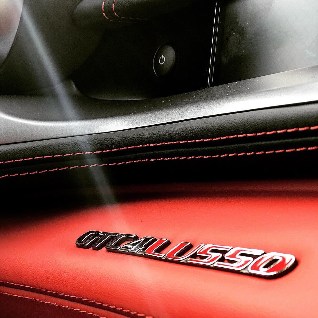 BobHoughtonLtd's tweet image. Awesome to see modern cars in the workshop #gtc4lusso #startstop