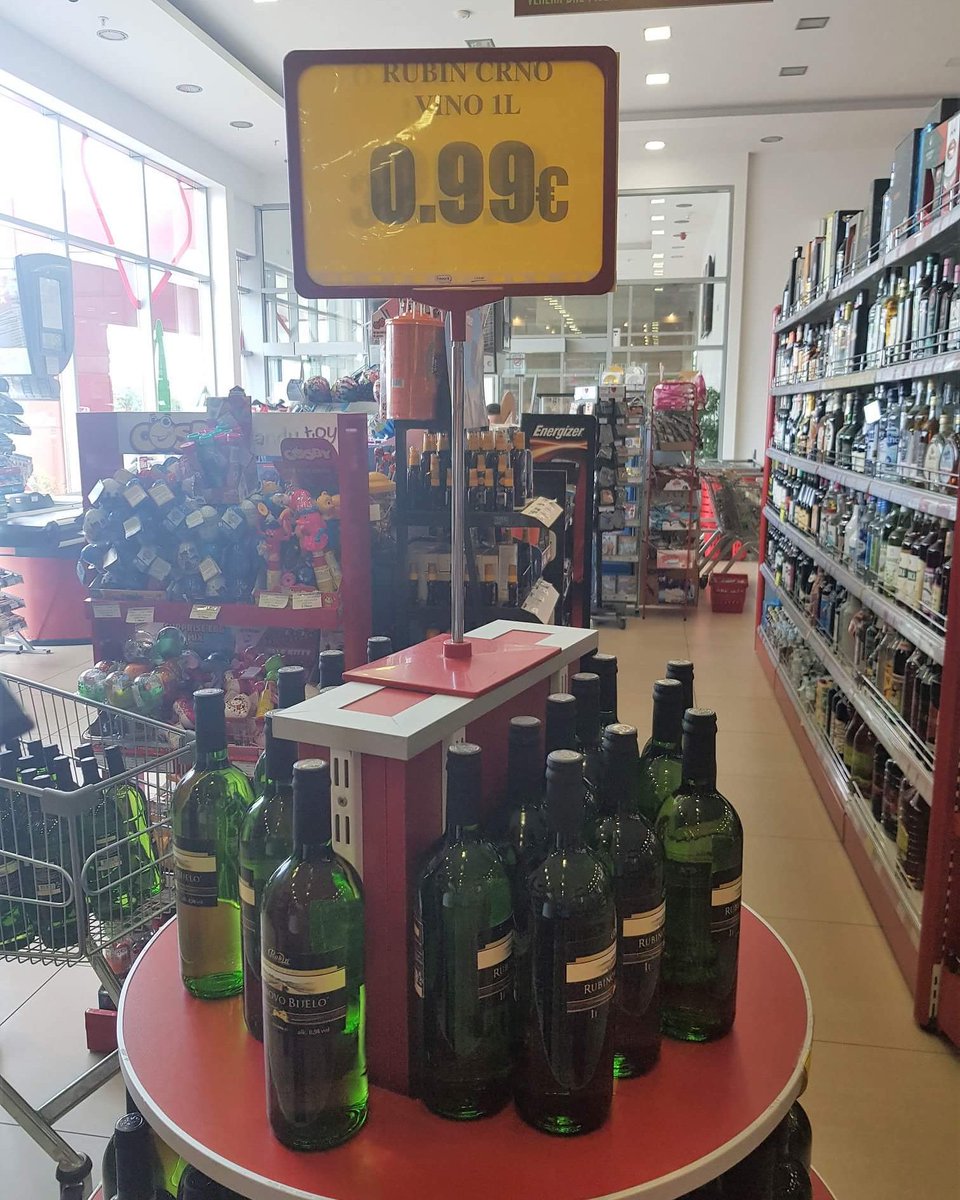 CompanionsMy's tweet photo. When you have a sneaky look at the bank after a night out and then remember wine deals of the century you was getting not too long ago 😩😁

#wine #vino #drinkup #alcohol #liquor #pub #bartender #party #instagood #love #thirsty #montengro #sundayfunday  #mtc #mytravelcompanion https://t.co/2gZP7tsriD