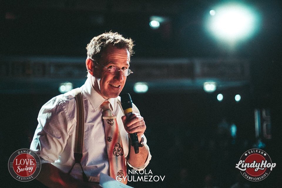 Plovdiv2019's tweet photo. Do you know that #swingdance is delivering π― % good mood? #tbt one week ago in Plovdiv #LoveSwingDanceFestival and #BLHC2018 #LindyHopPlovdiv #Plovdiv2019 #together #ECoC https://t.co/g6srBPHsWL
