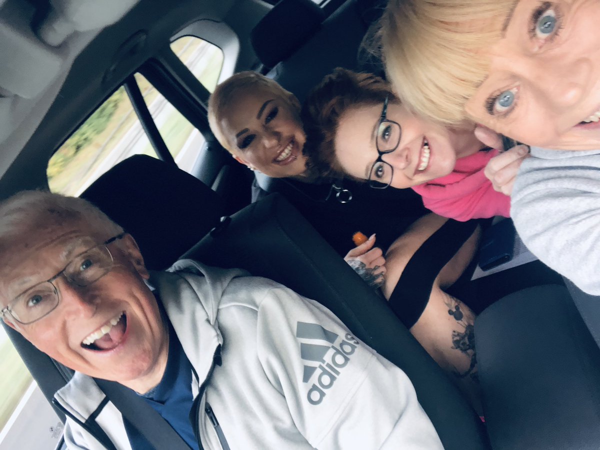 SueCub's tweet image. Road trip to Grewelthorpe