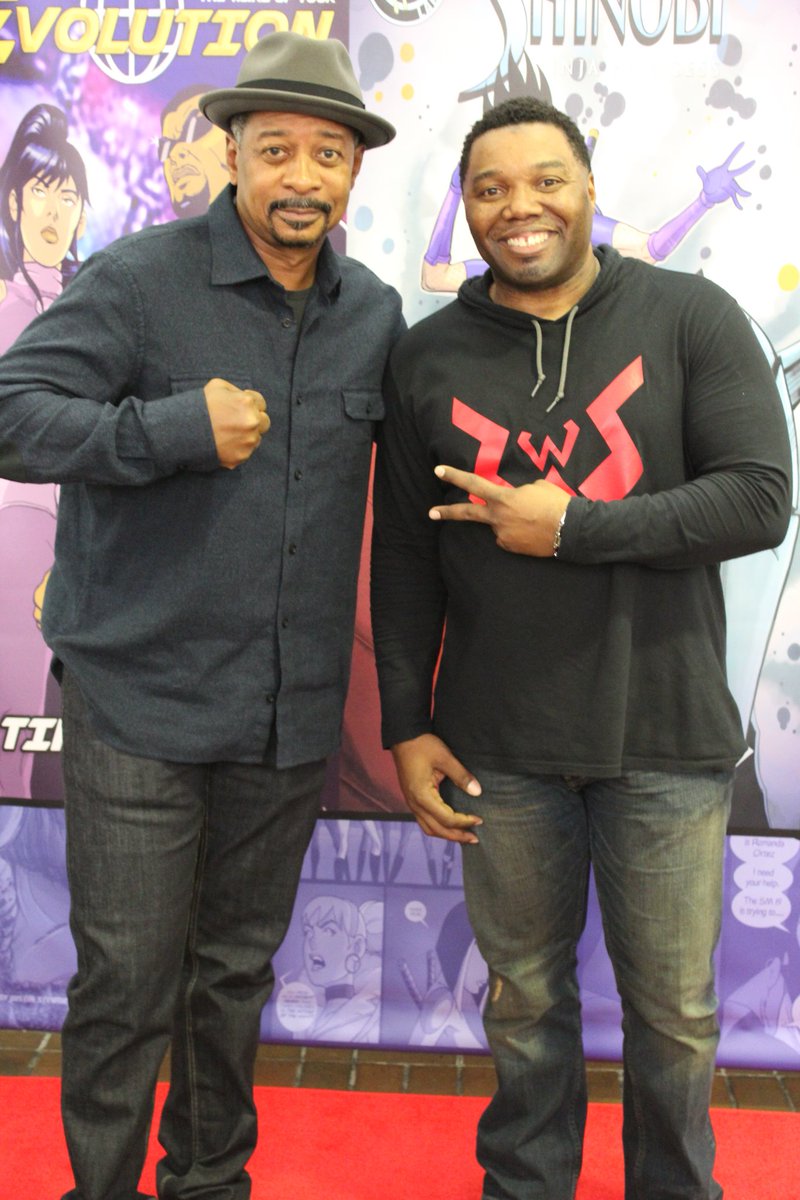 LaDellBeamon's tweet photo. Here's my inspiration. Upon meeting My mentor @Robert_Townsend 2 years ago in LA, the dream was no longer a dream, but a possibility that I black man from the inner city of Memphis could fly for kids that couldn't do it for themselves. #beresponsible #readytopresent https://t.co/46RgeQNxmJ