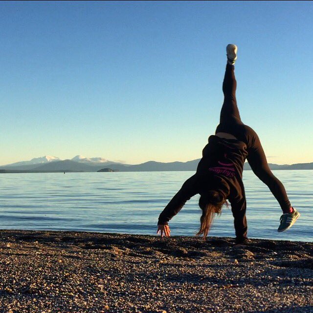 JennyIFW's tweet photo. Good health, to me, means being able to move the way I want and pursue the goals I have dreamed for myself. I am not limited by pain or lack of mobility, but fluid with creativity and stamina. What does good health mean to you? #LiveWell #MoveBecauseYouCan #ThinkAboutIt https://t.co/czlg7ewxLP