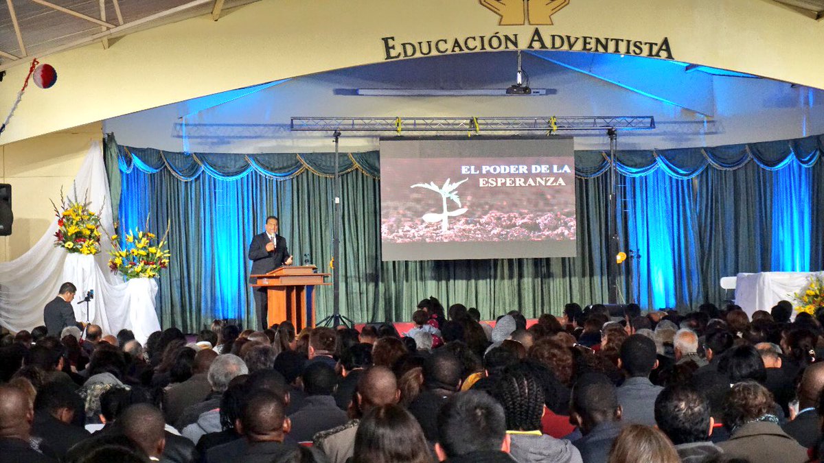 LuisVelasquez9's tweet photo. Cierre de la #CaravanaDeEsperanzaMChP #ElPoderDeLaEsperanza en la Serena. 
Agradecido de mi Dios 
Tema: “Él no está aquí!!! Él está vivo” Juan 20 https://t.co/29ZUd6wqxz
