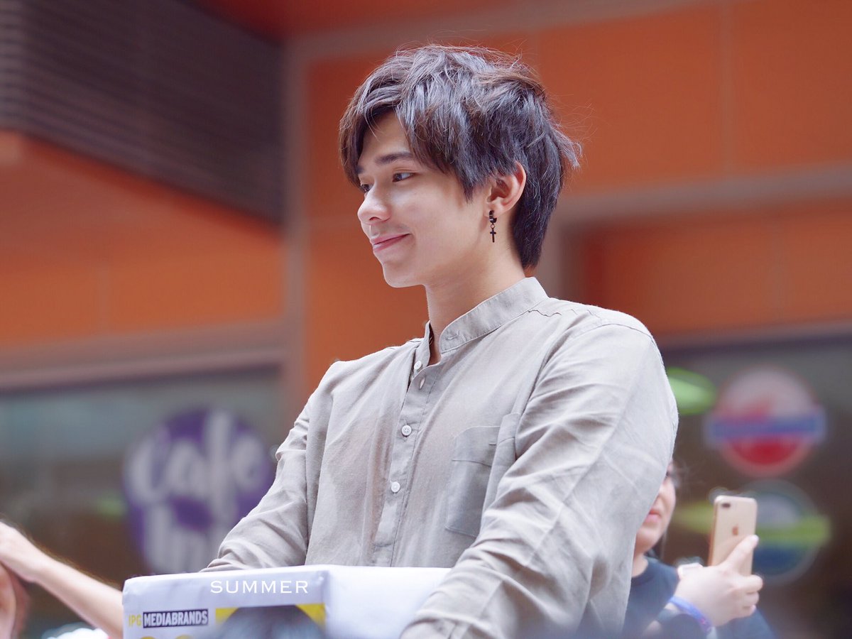 SevenSummer98's tweet photo. 20181005 
Charity with TWM
#Yimkey
 #Yimkey_k
 #supportyimkey
 @yimkey_k
@Yimkey_fc
@Yimkey_Fanclub
#twmthenextchapter
#togetherwithme https://t.co/zaDJPURJSr