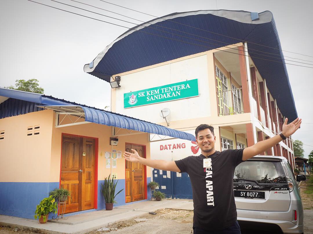 khalsubor's tweet photo. Where my knowledge officially gained 😘😘😘 May Allah bless all the teachers insyaAllah.. aameen 😘😘😘 For the school’s headmaster, success all the way to you and the school 👍🏼👍🏼👍🏼 #myprimaryschool #skktsandakan #sandakan #sabah #hometown #throwback #sweetmemories https://t.co/ie0RXkkgBE