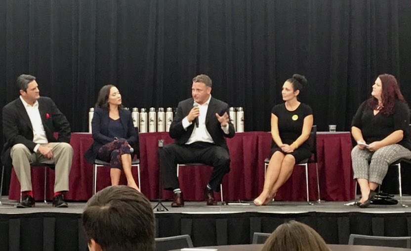 DoctorRhetorica's tweet photo. Thank you to #AZTalks & @AlfaroAmericano for organizing another fantastic evening of diverse perspectives & (mostly😂) civil discussion. Fave takeaway: we need a big table w/ lots of diverse ideas to tackle AZ’s challenges & amplify our successes. So let’s get to it! https://t.co/BGpflFK6U0