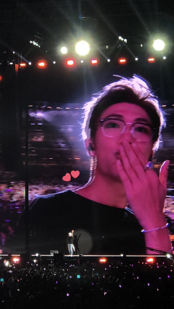 yoongi: is this bitch crying over me? tweet media
