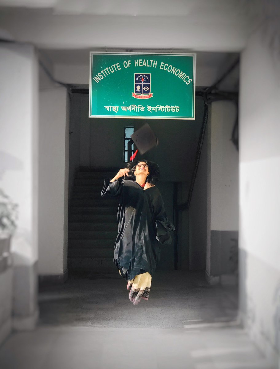 AbsoluteBasma's tweet photo. The tassel was worth the hassle 🎓💖✌💃
#51stConvocation #UniversityofDhaka #Graduate #Finally #FlyingHigh https://t.co/8pbWQa6e5a