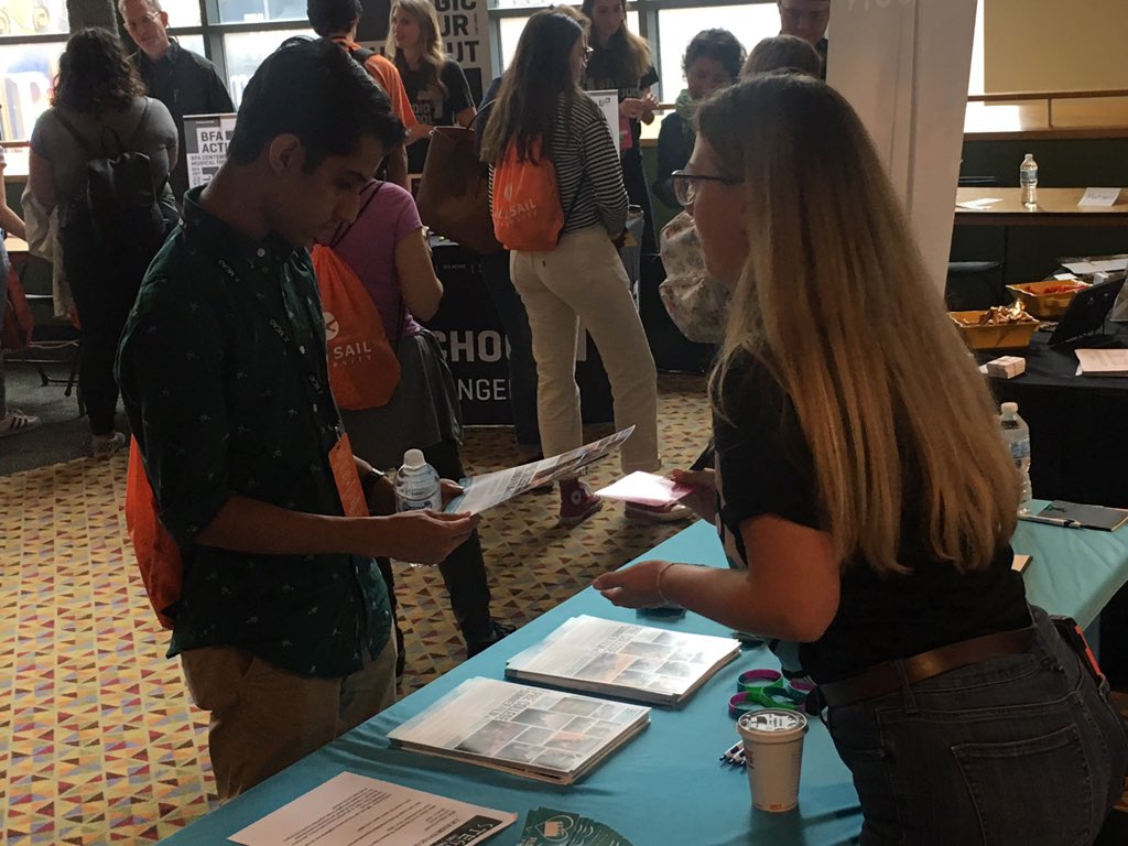 PHS_EPG's tweet photo. Phs filmmaking kids attending the largest film and media arts focused college fair in the country! #hsfilmfest #aahsff @ProsperHS https://t.co/Z1Opq35pQm