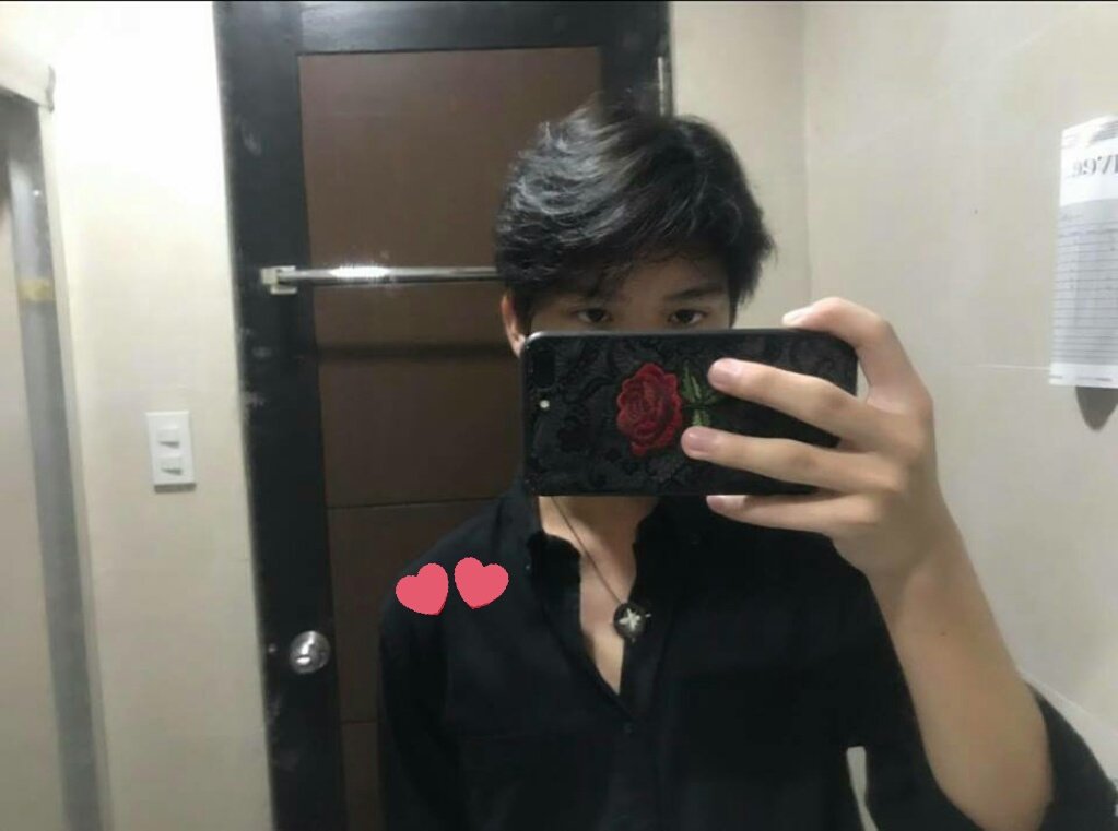 DAINTYHARVEY's tweet photo. black https://t.co/ZaGGR2bR9T