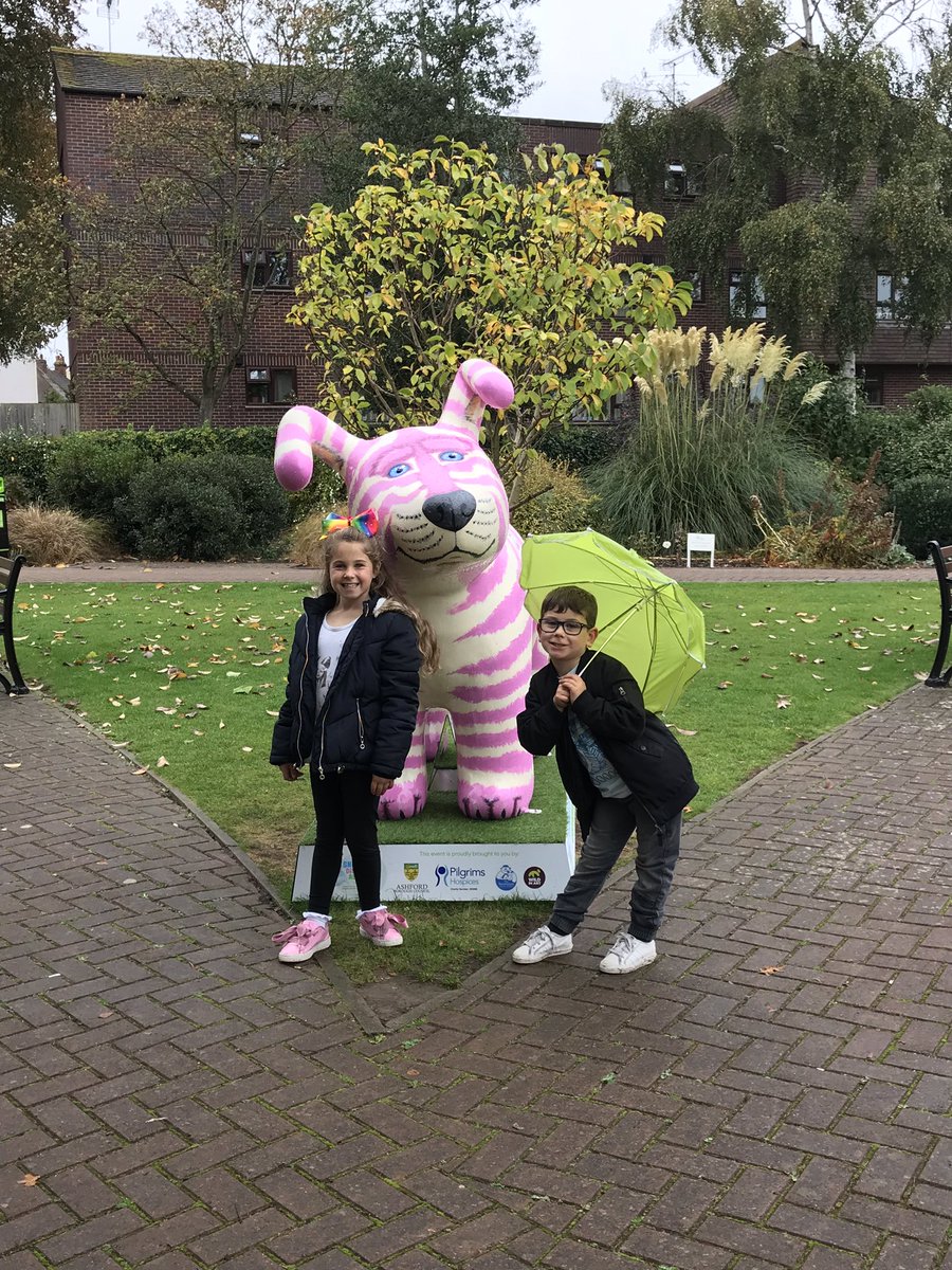 Yesterday’s #FindYourSnowdog hunt in the rain! Kids loved every moment of it #AshfordSnowdogs