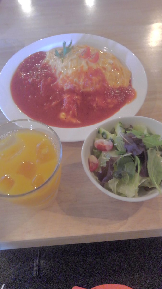 2daime_ussan's tweet photo. 意識高い系女子が食べそうなの食べてみた♥️ https://t.co/uqKZtmoFjH
