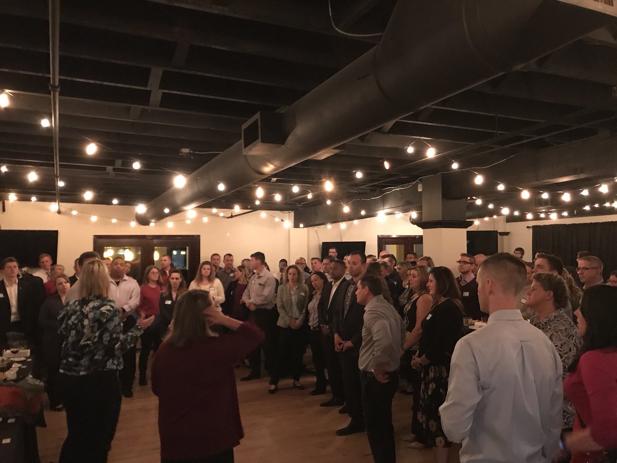 Enjoyed meeting many talented <a href="/NorthwestUPSers/">Northwest UPSers</a> at tonight’s #UPSBRG mixer. Thanks <a href="/judiyounce/">My Info Judi Younce</a> <a href="/TopNotch1907/">Trisha Letourneau</a> and <a href="/deanna_air4me/">Deanna</a> for coordinating a great event!