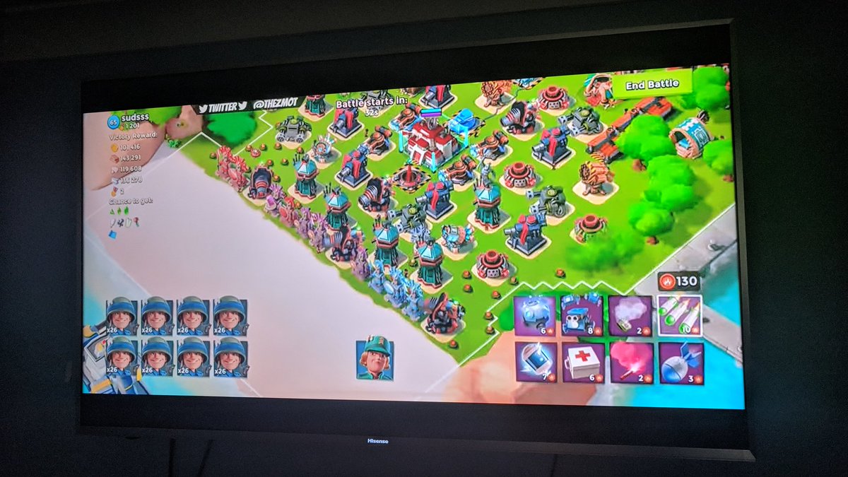 jimbobsqp's tweet photo. @thezmoT @BoomBeach YouTube video looks good on TV. https://t.co/Ika9YovOQ9