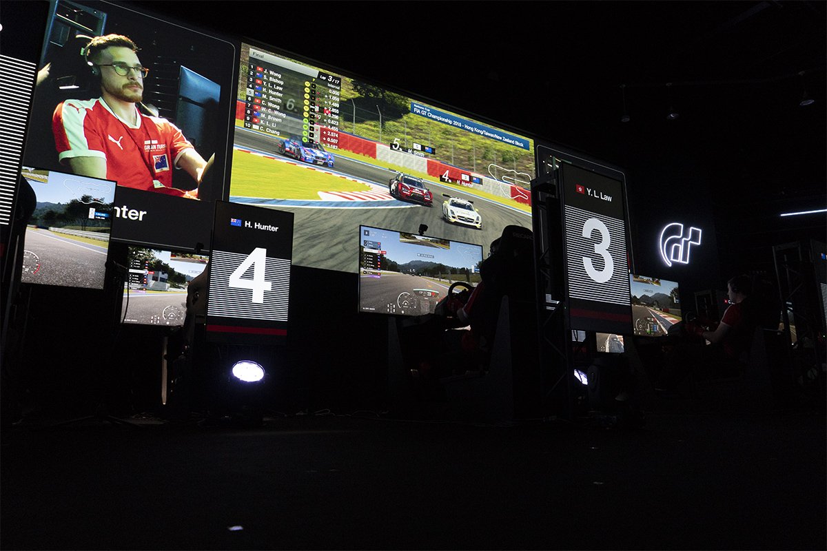 motorfes's tweet photo. 【e-Circuit選手権決勝本日開催！】
本日16:30～MEGA WEB    ライドスタジオ会場にて『FIA グランツーリスモ チャンピオンシップ 2018 ネイションズカップ アジア・オセアニア 選手権決勝』を開催！熱いバトルを観戦しよう！
是非ご来場下さいませ。
https://t.co/7i2SKUXSbe https://t.co/BSUxRXI3by