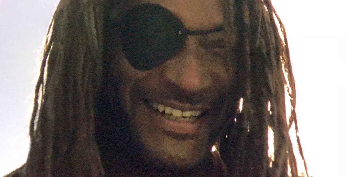 PaulisGreat2000's tweet image. No movie *deserves* Tony Todd, but I’m so grateful they have him.
#ShadowBuilder