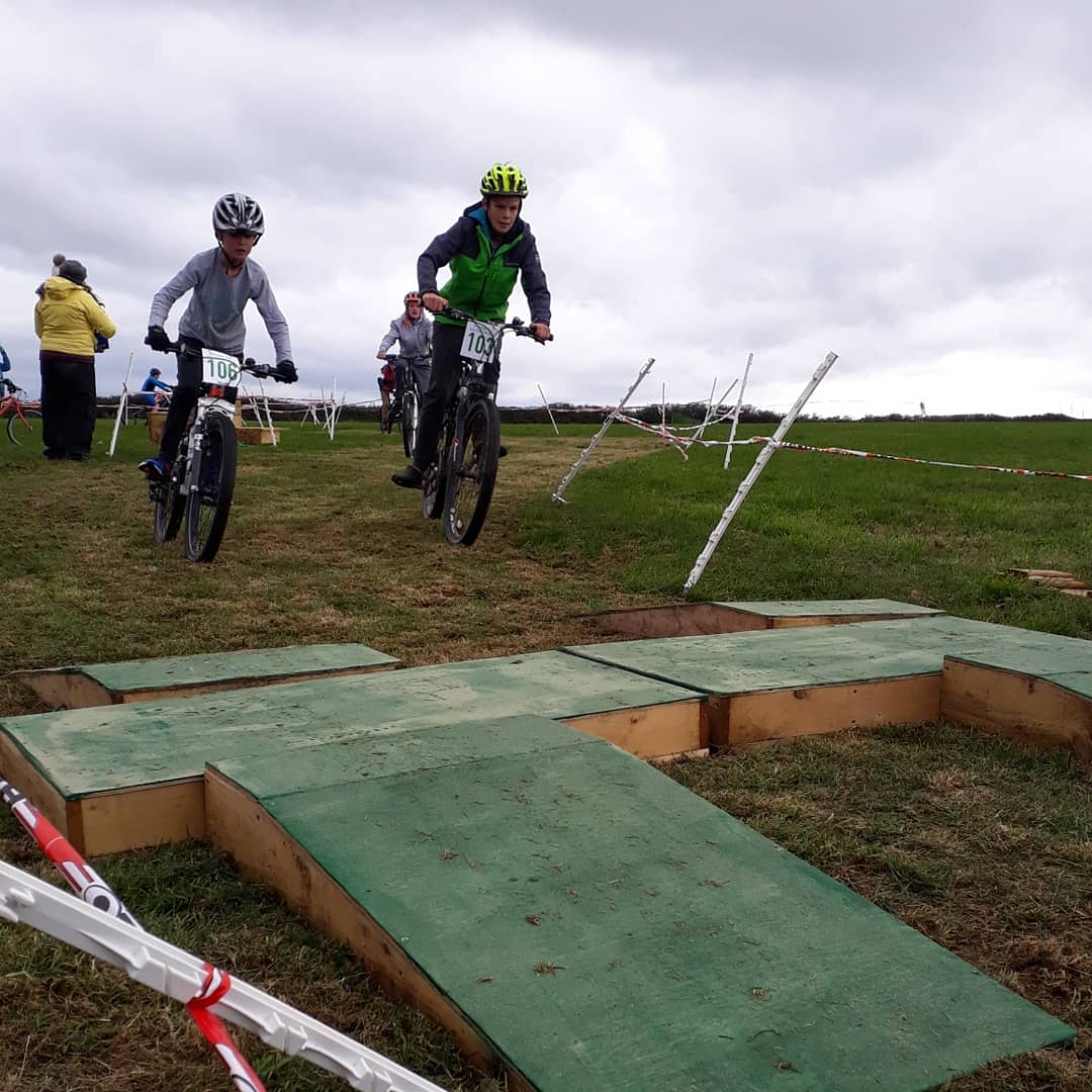 Theforesttrail2's tweet photo. Great racing yesterday at @NTSWOF looking forward to coaching and racing again today #mtbcoaching #gorideracing https://t.co/hsnRYD9K4T