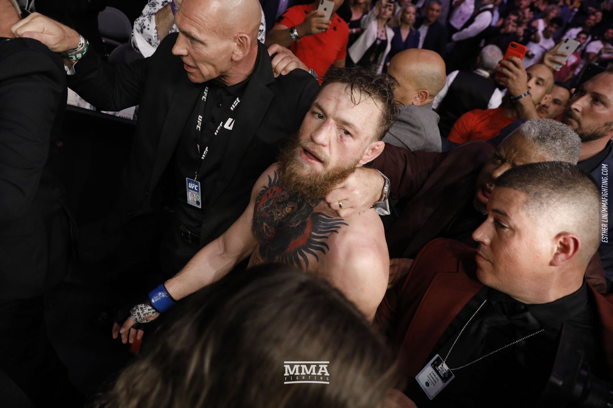 The post-fight aftermath.

#UFC229 
📷 <a href="/MMAFighting/">MMA Fighting</a>