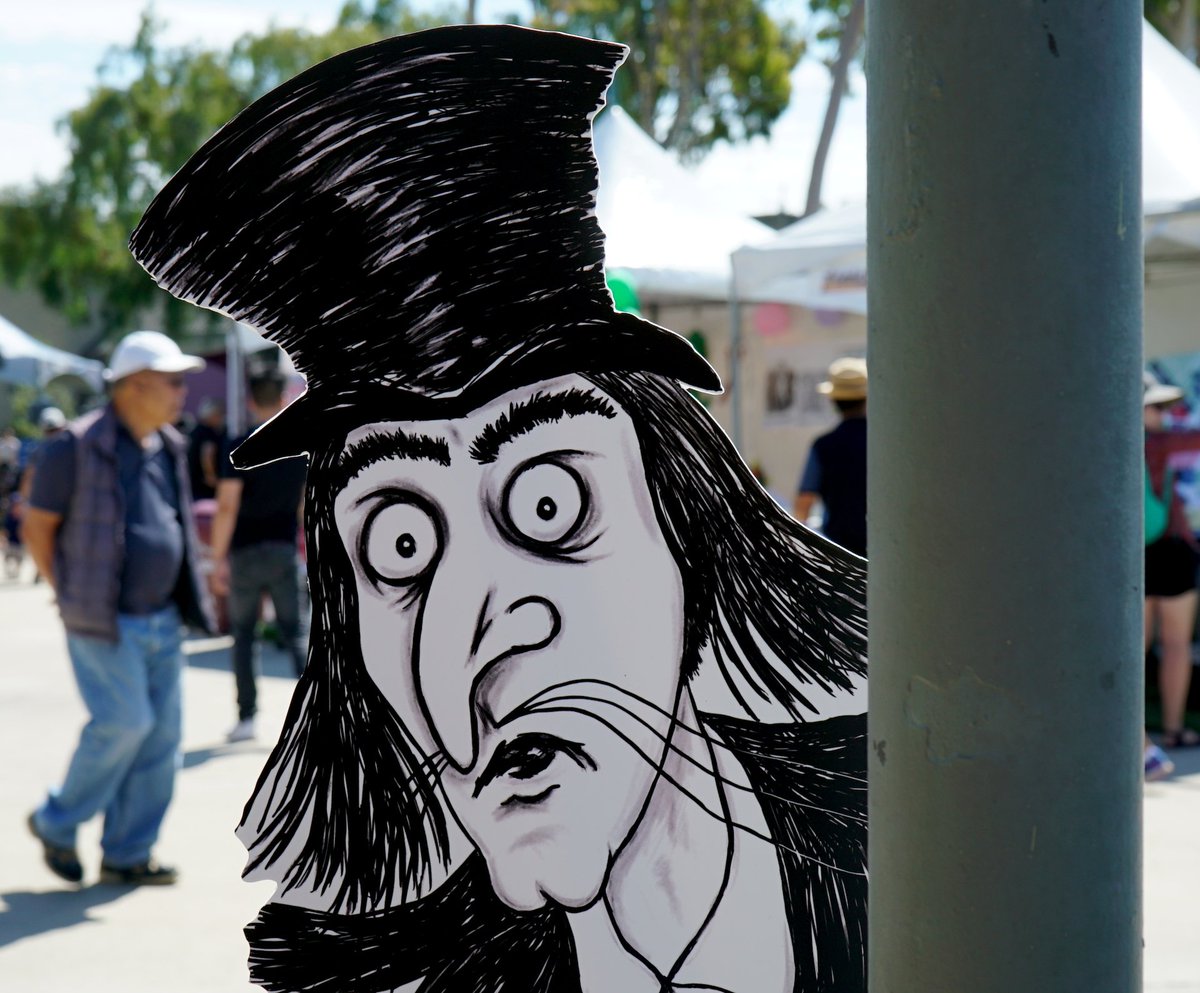 LoriRLopez's tweet photo. Mister Snark lurking at Orange County Childrens Book Festival 2018! <3 #occbf #mistersnark #mistersnarklurking #thedarkmistersnark #lorirlopez #author #illustrator #bookcharacter #books #kidsbookfest #originalcharacter #standee #cutout #halloween https://t.co/j9x4NTNgRd