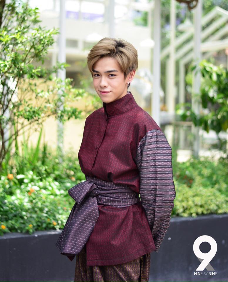 chea_pa's tweet photo. មានតែgame ទេដែលអាចកំដរខ្ញុំបាន២៤ម៉ោង😭🖤🤧😔 https://t.co/mBlH5Gksgn