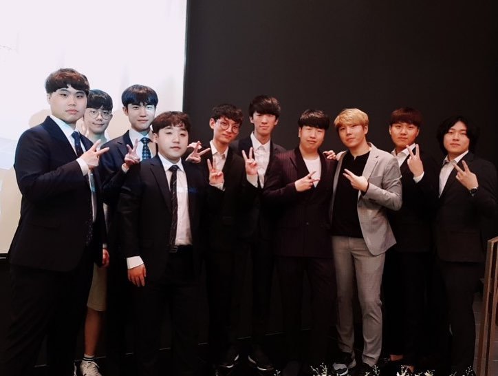 SeoulDynastyFan's tweet photo. [SNS] Ryujehong Instagram Update

ryujehong1 lol https://t.co/cvs2ut009C