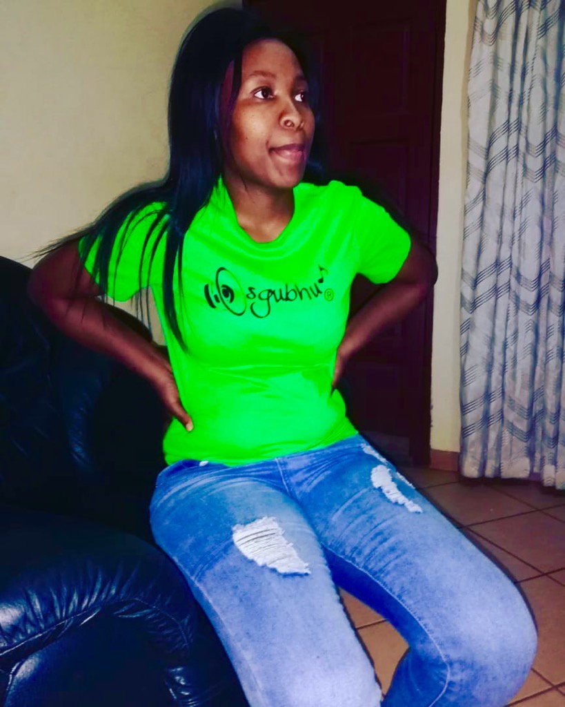 sgubhu11's tweet photo. @sgubhuclothing #welovemusic https://t.co/kp5ejsIfgS