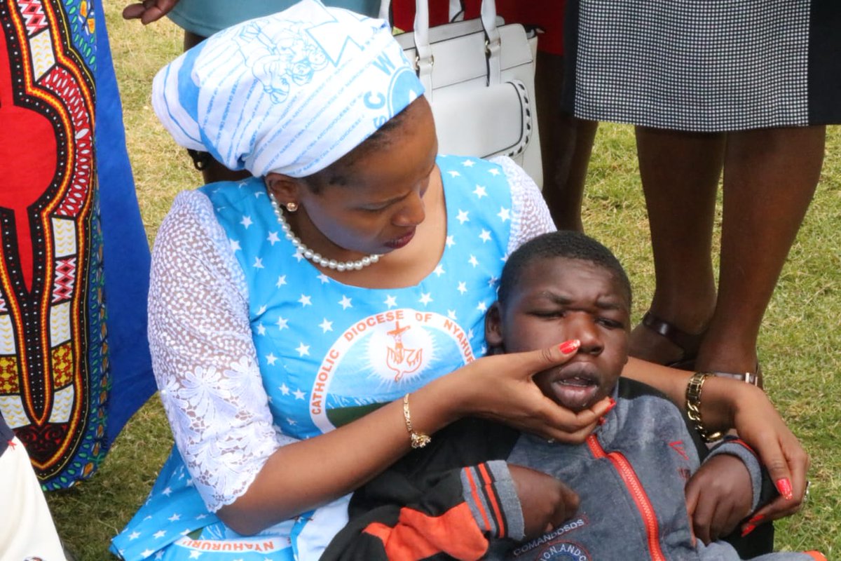 MartNgugi's tweet photo. A GOLDEN HEART.
@NyandaruaCG018 First Lady H.E Amb Ann Thuita attends to a child with cerebral palsy in one of the special schools in the county. What an emotional moment. https://t.co/RXQhQfff9J