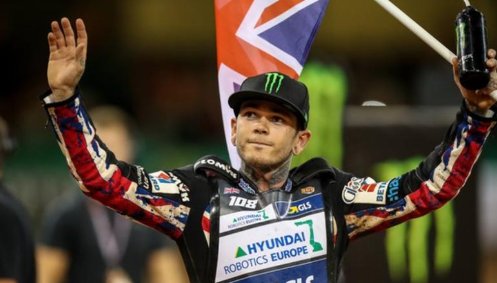 He's now the most decorated British rider of all time...

Tai Woffinden has won his third speedway world title!
bbc.in/2QxmR4E