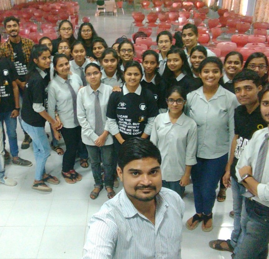 mrunalipantawa1's tweet photo. Successfully conducted @djangogirls workshop with 85 participants @R.H Sapat college of engineering @Nashik Sponsored by @balsamiq @YourLabsLLC  @WildfishLondon @Accelebrate Supported by @Girlscript1 #womenintech #WomenEd #Python #Django #webdev #India #startup #RT @anubhamane https://t.co/iIWLPO2fHs