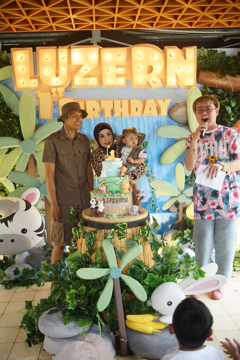 Richard Ricardo On Twitter Mc Ing Luzern S 1st Birthday Party Richardricardo Mc Kids Party Birthdaykids Birthdaykidsparty Mcbirthdaykids Tropicaljungle Kapulaga Https T Co S9kuevvfsq