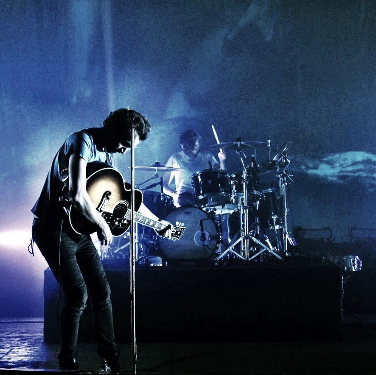 UK tour starts tonight! Many shows are sold out but there an tiny amount of tickets left for a handful of shows. London - if you want to come to the Brixton show you've got a small window. There are a tiny amount of tickets left! Remaining tickets at editorsofficial.com